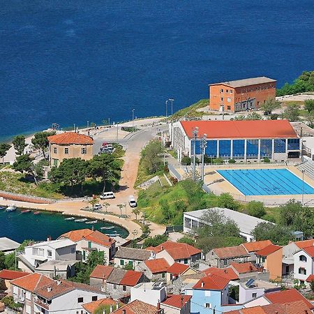 3 Bedroom Lovely Apartment In Brodarica Brodarica  Buitenkant foto